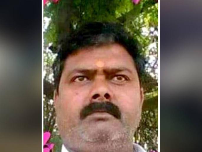 One killed in collision with unknown vehicle, incident on Nagar-Manmad highway | अज्ञात वाहनाच्या धडकेत एकाचा मृत्यू, नगर-मनमाड महामार्गावरील घटना One killed in collision with unknown vehicle, incident on Nagar-Manmad highway | अज्ञात वाहनाच्या धडकेत एकाचा मृत्यू, नगर-मनमाड महामार्गावरील घटना