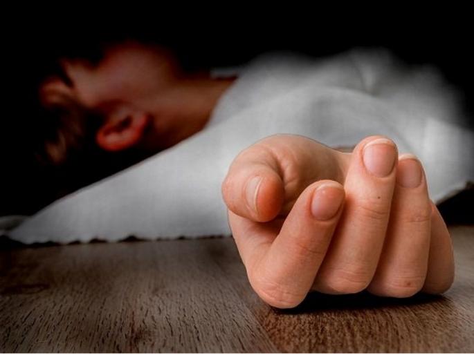 Two Chimukalya girls die after being crushed by a loading container | भरधाव कंटेनरने चिरडल्याने दोन चिमुकल्या बहिणींचा जागीच अंत Two Chimukalya girls die after being crushed by a loading container | भरधाव कंटेनरने चिरडल्याने दोन चिमुकल्या बहिणींचा जागीच अंत