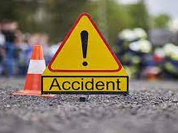 Pedestrian woman seriously injured in collision with unknown vehicle, Incident at Vetal Bambarde in Sindhudurga | अज्ञात वाहनाच्या धडकेत पादचारी महिला गंभीर जखमी, वेताळ-बांबर्डे येथील घटना Pedestrian woman seriously injured in collision with unknown vehicle, Incident at Vetal Bambarde in Sindhudurga | अज्ञात वाहनाच्या धडकेत पादचारी महिला गंभीर जखमी, वेताळ-बांबर्डे येथील घटना