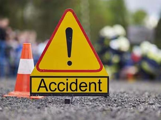 Teacher dies after being hit by speeding truck, incident in Gadchiroli city, traffic chaos claimed the lives | भरधाव ट्रकच्या धडकेत शिक्षिकेचा मृत्यू, गडचिराेली शहरातील घटना, ट्रॅफिक अव्यवस्थेने घेतला बळी