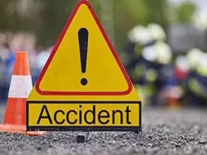 Pune woman dies on the spot after car gets stuck between tanker and container accident near Sankeshwar kolhapur | Kolhapur: टँकर-कंटेनरच्या मध्ये कार सापडून पुण्याची महिला जागीच ठार, संकेश्वरनजीक अपघात  Pune woman dies on the spot after car gets stuck between tanker and container accident near Sankeshwar kolhapur | Kolhapur: टँकर-कंटेनरच्या मध्ये कार सापडून पुण्याची महिला जागीच ठार, संकेश्वरनजीक अपघात