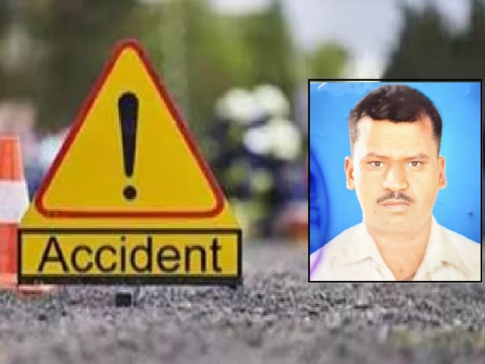 Bike rider killed on the spot after being hit by a speeding truck at Top-Shiye Phata kolhapur | Kolhapur: भरधाव ट्रकची दुचाकीस पाठीमागून जोराची धडक, दुचाकीस्वार जागीच ठार  Bike rider killed on the spot after being hit by a speeding truck at Top-Shiye Phata kolhapur | Kolhapur: भरधाव ट्रकची दुचाकीस पाठीमागून जोराची धडक, दुचाकीस्वार जागीच ठार