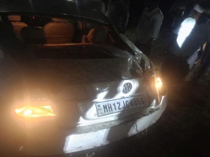Speeding car hits two-wheeler; Husband and wife dead | भरधाव कारची दुचाकीस धडक; पती,पत्नी ठार Speeding car hits two-wheeler; Husband and wife dead | भरधाव कारची दुचाकीस धडक; पती,पत्नी ठार
