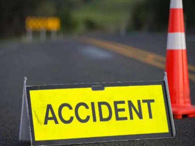 Teacher dies after being hit by a trailer in Waraje Both the parents of an only girl lost their umbrellas | वारजेत ट्रेलरच्या धडकेने शिक्षिकेचा मृत्यू; एकुलत्या एक मुलीचे आई-वडील दोघांचेही छत्र हरवले Teacher dies after being hit by a trailer in Waraje Both the parents of an only girl lost their umbrellas | वारजेत ट्रेलरच्या धडकेने शिक्षिकेचा मृत्यू; एकुलत्या एक मुलीचे आई-वडील दोघांचेही छत्र हरवले