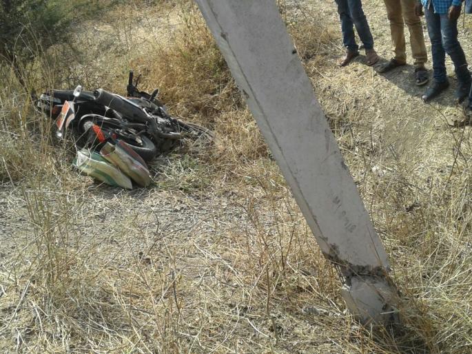 Accidental death of a youth returning home by 'New Year Celebration' | ‘न्यू ईयर सेलिब्रेशन’ करून घरी परतणाऱ्या तरुणाचा अपघाती मृत्यू Accidental death of a youth returning home by 'New Year Celebration' | ‘न्यू ईयर सेलिब्रेशन’ करून घरी परतणाऱ्या तरुणाचा अपघाती मृत्यू