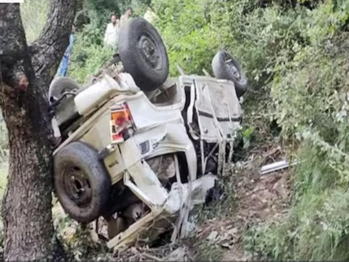 himachal pradesh chamba bolero accident family coming from temple met with mishap 3 dead 8 injured | भीषण अपघात! मंदिरातून परतताना काळाचा घाला; आजी-नातीसह 3 जणांचा मृत्यू, 8 जखमी himachal pradesh chamba bolero accident family coming from temple met with mishap 3 dead 8 injured | भीषण अपघात! मंदिरातून परतताना काळाचा घाला; आजी-नातीसह 3 जणांचा मृत्यू, 8 जखमी