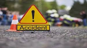 A young man who was returning home after completing his friend's yellow program died in an accident | मित्राच्या हळदीचा कार्यक्रम आटोपून घरी परतणाऱ्या तरुणाचा अपघातात मृत्यू