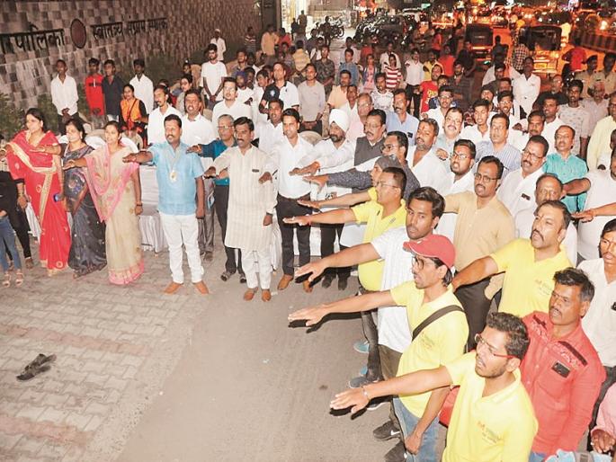 Please ... help immediately to injured in accident ! | प्लीज...अपघातग्रस्तांना त्वरित मदत करा हो ! Please ... help immediately to injured in accident ! | प्लीज...अपघातग्रस्तांना त्वरित मदत करा हो !