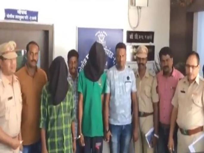 Video: 10 house breaking cases are solved; two are arrested | Video : ठाण्यातील १० घरफोडीच्या चोऱ्या उघड; दोघांना बेड्या  Video: 10 house breaking cases are solved; two are arrested | Video : ठाण्यातील १० घरफोडीच्या चोऱ्या उघड; दोघांना बेड्या