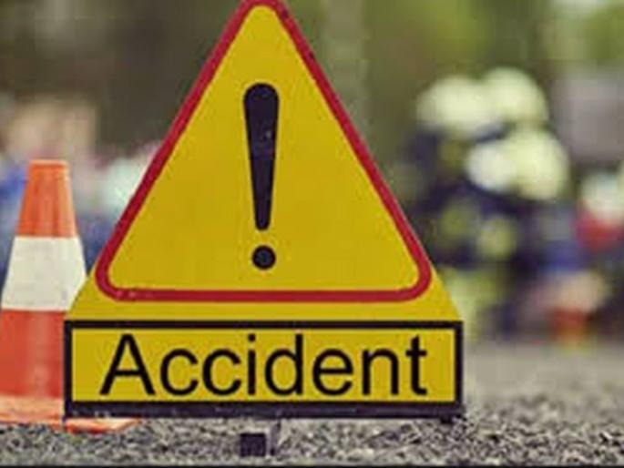 Hit by unknown vehicle; Two-wheeler rider killed | अज्ञात वाहनाची धडक; दुचाकीस्वार ठार Hit by unknown vehicle; Two-wheeler rider killed | अज्ञात वाहनाची धडक; दुचाकीस्वार ठार