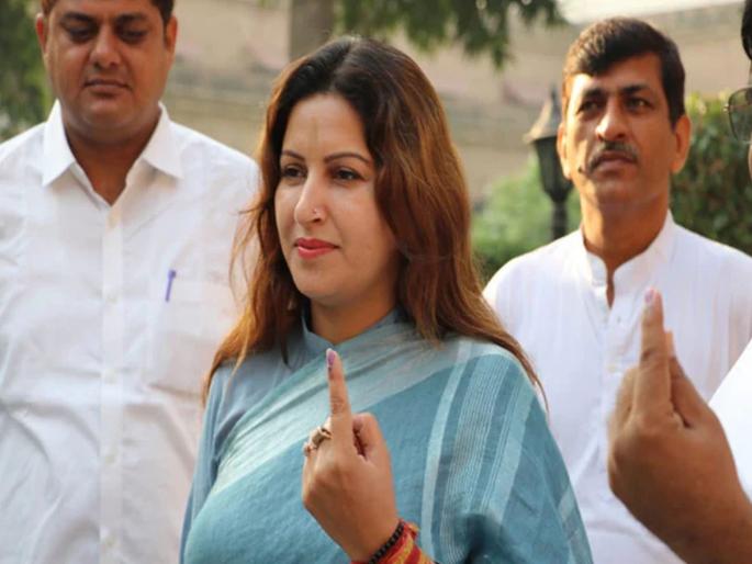 Sonali Phogat Death: The mystery of Sonali Phogat's death increased, CCTV footage detained ; What happened in 'those' 4 hours? | Sonali Phogat Death: सोनाली फोगटच्या मृत्यूचं गूढ वाढलं, CCTV फुटेज समोर; 'त्या' ४ तासांत काय घडलं? Sonali Phogat Death: The mystery of Sonali Phogat's death increased, CCTV footage detained ; What happened in 'those' 4 hours? | Sonali Phogat Death: सोनाली फोगटच्या मृत्यूचं गूढ वाढलं, CCTV फुटेज समोर; 'त्या' ४ तासांत काय घडलं?