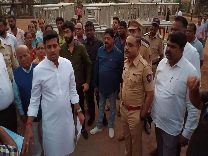 Tenders of 326 crores have been announced for four roads in rural areas | ग्रामीण भागातील चार रस्त्यांसाठी ३२६ कोटींच्या निविदा जाहीर Tenders of 326 crores have been announced for four roads in rural areas | ग्रामीण भागातील चार रस्त्यांसाठी ३२६ कोटींच्या निविदा जाहीर