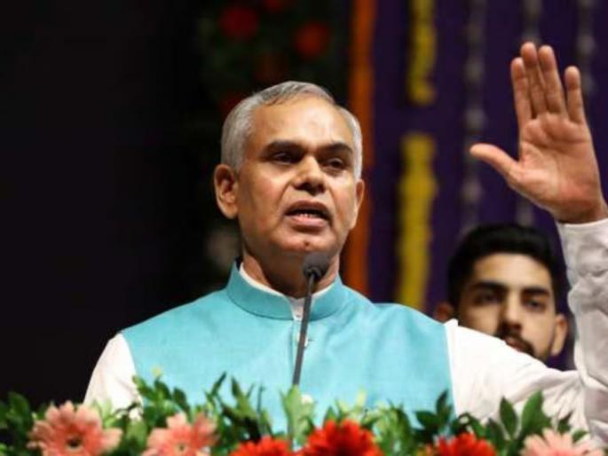 Mumbai: Acharya Devvrat takes oath as Governor of Maharashtra | Acharya Devvrat: आचार्य देवव्रत यांनी महाराष्ट्राचे राज्यपाल म्हणून घेतली शपथ  Mumbai: Acharya Devvrat takes oath as Governor of Maharashtra | Acharya Devvrat: आचार्य देवव्रत यांनी महाराष्ट्राचे राज्यपाल म्हणून घेतली शपथ