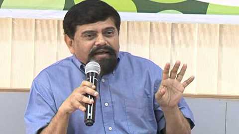 Growing inequality in the country is the reason for the recession in the country: Achyut Godbole | देशातील वाढती विषमता हीच देशातील मंदीचे कारण : अच्युत गोडबोले Growing inequality in the country is the reason for the recession in the country: Achyut Godbole | देशातील वाढती विषमता हीच देशातील मंदीचे कारण : अच्युत गोडबोले