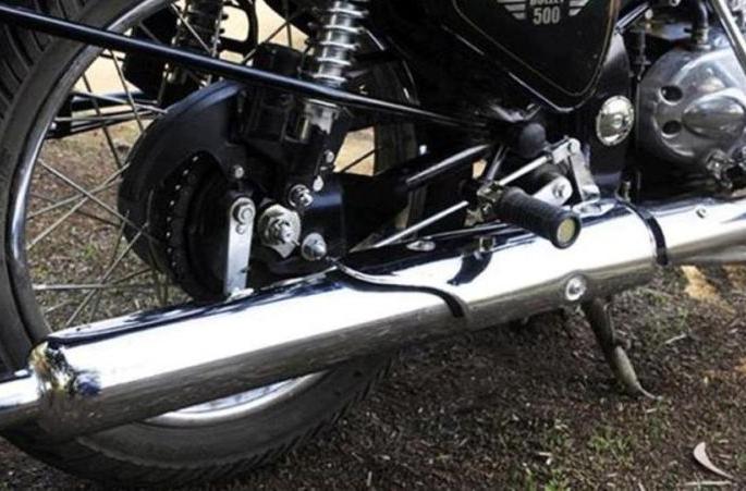 A fine of Rs. 10,000 is given to a bullet-rush for blowing crackers | फटाक्यांचा आवाज काढणाऱ्या बुलेटस्वाराला १० हजार रुपये दंड