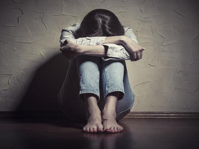 software engineer raped in Pune also threatened to tell her future husband everything | पुण्यात साॅफ्टवेअर इंजिनियर तरुणीवर बलात्कार; भावी पतीला सर्व प्रकार सांगण्याचीही दिली धमकी software engineer raped in Pune also threatened to tell her future husband everything | पुण्यात साॅफ्टवेअर इंजिनियर तरुणीवर बलात्कार; भावी पतीला सर्व प्रकार सांगण्याचीही दिली धमकी