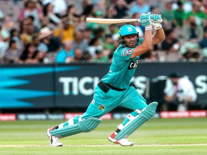 Video: AB de Villiers with 37-ball 71, Brisbane Heat score 186 runs in 20 overs in BBL09 | Video: डिव्हिलियर्सची चौकार-षटकारांची आतषबाजी, 191.89 च्या स्ट्राईक रेटनं धु धु धुतले