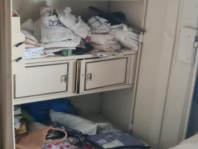 Thieves broke into the policeman's brother's house in Panchvati Nashik | नाशकात चोरट्यांनी पोलिसाच्या भावाचेच घर फोडले; देवही चोरले Thieves broke into the policeman's brother's house in Panchvati Nashik | नाशकात चोरट्यांनी पोलिसाच्या भावाचेच घर फोडले; देवही चोरले