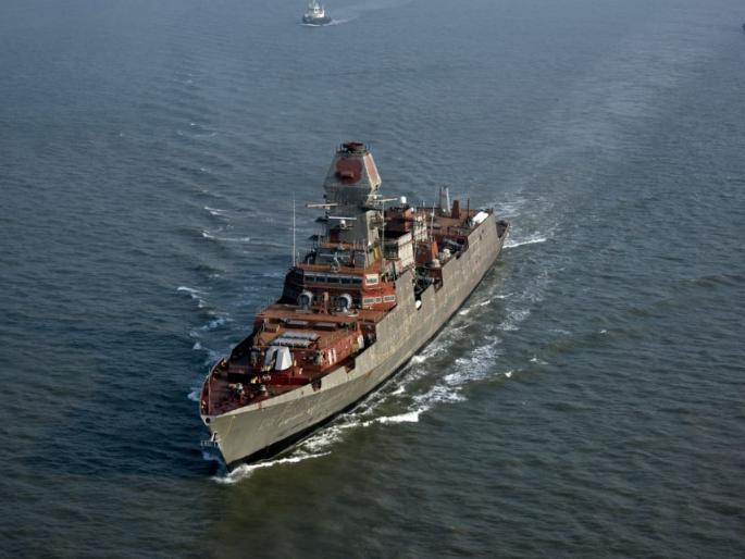 300 km long to shoot down enemy aircraft; Deadly war captain Murgaon will join the army today | ३०० किमी लांब शत्रूचे विमान पाडणार; घातक युद्धनाैका मुरगाव आज हाेणार नाैदलात दाखल