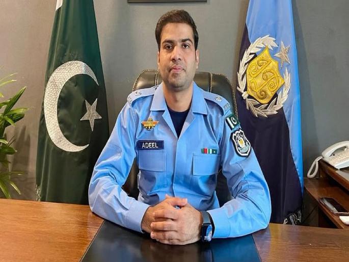Was Islamabad Police SP Adeel Akbar an Indian spy?; Social media debate flares up after mysterious death | इस्लामाबाद पोलीस एसपी होते भारताचे गुप्तहेर?; रहस्यमय मृत्यूनंतर सोशल मीडियात चर्चेला उधाण Was Islamabad Police SP Adeel Akbar an Indian spy?; Social media debate flares up after mysterious death | इस्लामाबाद पोलीस एसपी होते भारताचे गुप्तहेर?; रहस्यमय मृत्यूनंतर सोशल मीडियात चर्चेला उधाण