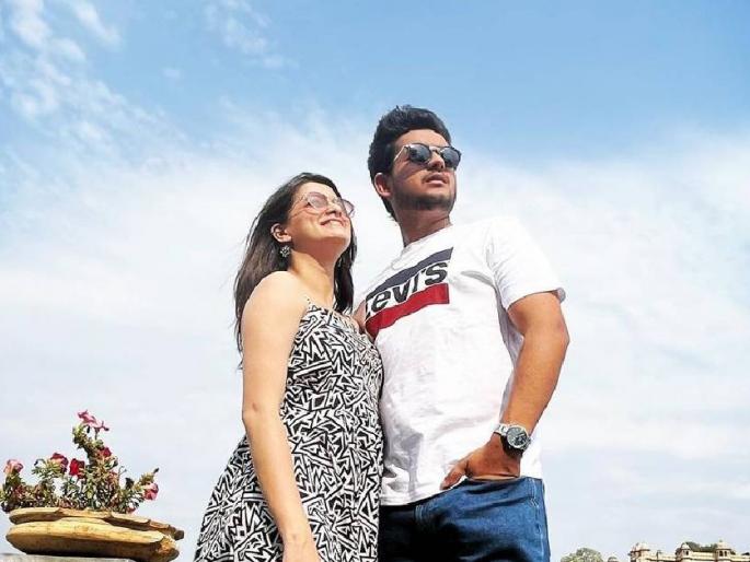 marathi actor Adish Vaidya romantic photo with Lady Love goes viral | लेडी लव्हसोबत आदिश वैद्यचा रोमॅण्टिक फोटो व्हायरल; अभिनेत्याची गर्लफ्रेंडही आहे प्रसिद्ध अभिनेत्री