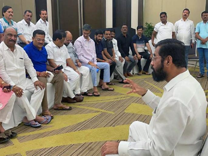 Eknath Shinde government will go or stay? Attention to today's hearing in the court on rebel MLa's of Shivsena disqulify petition | Eknath Shinde: एकनाथ शिंदे सरकार जाणार की राहणार? काेर्टातील आजच्या सुनावणीकडे लक्ष Eknath Shinde government will go or stay? Attention to today's hearing in the court on rebel MLa's of Shivsena disqulify petition | Eknath Shinde: एकनाथ शिंदे सरकार जाणार की राहणार? काेर्टातील आजच्या सुनावणीकडे लक्ष