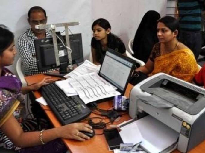 There will be two machines each at the Panchayat Samiti level for students' 'Aadhaar'! | विद्यार्थ्यांच्या ‘आधार’साठी पंचायत समिती स्तरावर मिळणार प्रत्येकी दोन मशिन ! There will be two machines each at the Panchayat Samiti level for students' 'Aadhaar'! | विद्यार्थ्यांच्या ‘आधार’साठी पंचायत समिती स्तरावर मिळणार प्रत्येकी दोन मशिन !