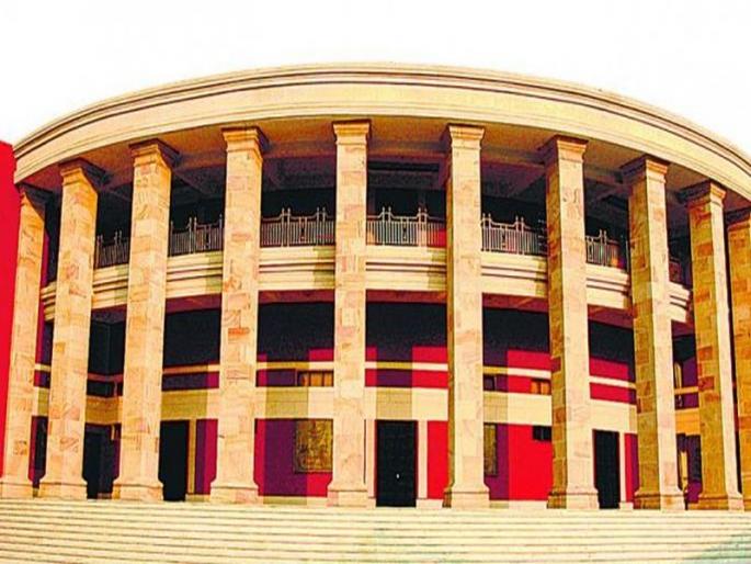 Nagpur Winter Session - Opposition in the Legislative Assembly on the first day of the winter session - power of the ruling party | नागपूर हिवाळी अधिवेशन- पहिल्याच दिवशी विधानभवनात विरोधक- सत्ताधाऱ्यांचा गदारोळ