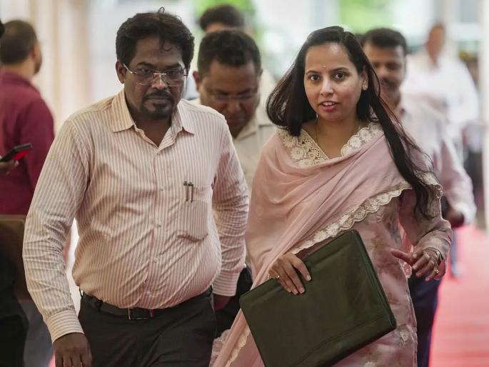 Big relief news for women of 'Ladki Bahin' scheme! e-KYC deadline extended till December 31 | 'लाडकी बहीण' योजनेच्या महिलांसाठी मोठी दिलासादायक बातमी! e-KYC ला ३१ डिसेंबरपर्यंत मुदतवाढ Big relief news for women of 'Ladki Bahin' scheme! e-KYC deadline extended till December 31 | 'लाडकी बहीण' योजनेच्या महिलांसाठी मोठी दिलासादायक बातमी! e-KYC ला ३१ डिसेंबरपर्यंत मुदतवाढ