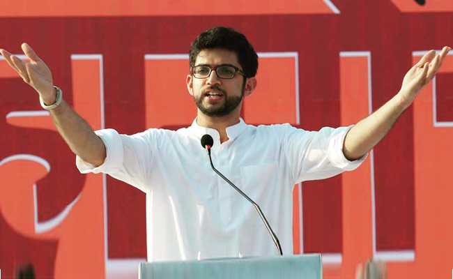support of people needed for New Maharashtra - Aditya Thackeray | नव्या महाराष्ट्रासाठी हवीय जनतेची साथ - आदित्य ठाकरे support of people needed for New Maharashtra - Aditya Thackeray | नव्या महाराष्ट्रासाठी हवीय जनतेची साथ - आदित्य ठाकरे