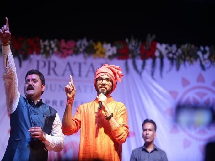 Lok Sabha elections 2019 - Shiv Sena's 23 MP will go to Kashi Vishweshwar says Aditya Thackeray | शिवसेनेच्या 23 विजयी खासदारांना घेऊन काशीविश्वेश्वराला जाणार - आदित्य ठाकरेंचा विश्वास Lok Sabha elections 2019 - Shiv Sena's 23 MP will go to Kashi Vishweshwar says Aditya Thackeray | शिवसेनेच्या 23 विजयी खासदारांना घेऊन काशीविश्वेश्वराला जाणार - आदित्य ठाकरेंचा विश्वास