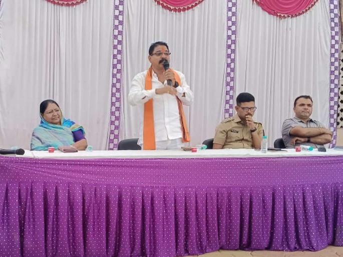 Malnutrition, child mortality is not reduced despite the expenditure of crores of rupees? MLA Amsha Padvi's question | कोट्यवधी रुपये खर्चूनही कुपोषण, बालमृत्यू कमी का नाही? आमदार आमशा पाडवींचा सवाल Malnutrition, child mortality is not reduced despite the expenditure of crores of rupees? MLA Amsha Padvi's question | कोट्यवधी रुपये खर्चूनही कुपोषण, बालमृत्यू कमी का नाही? आमदार आमशा पाडवींचा सवाल