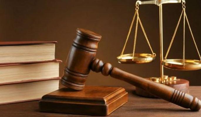 Decide on corona testing of medical and police personnel | वैद्यकीय व पोलीस कर्मचाऱ्यांची कोरोना चाचणी करण्यावर निर्णय घ्या