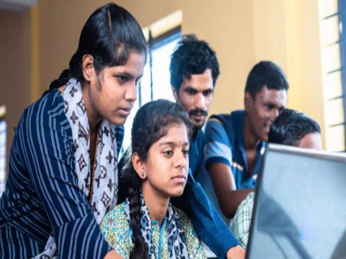 He will ask for admission in the eleventh class this year! 55,800 seats in 204 colleges | यंदा अकरावीत मागेल त्याला प्रवेश! २०४ कॉलेजमध्ये ५५,८०० जागा He will ask for admission in the eleventh class this year! 55,800 seats in 204 colleges | यंदा अकरावीत मागेल त्याला प्रवेश! २०४ कॉलेजमध्ये ५५,८०० जागा