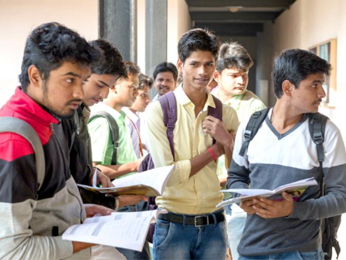 Only 59 thousand seats were passed and 61 thousand 633 were passed | मिशन-अॅडमिशन; जागा केवळ ५९ हजार अन् दहावी पास झाले ६१ हजार ६३३ Only 59 thousand seats were passed and 61 thousand 633 were passed | मिशन-अॅडमिशन; जागा केवळ ५९ हजार अन् दहावी पास झाले ६१ हजार ६३३