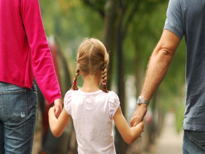 Who are our biological parents? When adopted children come from all over the country and abroad to find their parents | आमचे जन्मदाते कोण? दत्तक गेलेली मुले जेव्हा देश-विदेशातूनही आई-वडिलांचा पत्ता शोधत येतात Who are our biological parents? When adopted children come from all over the country and abroad to find their parents | आमचे जन्मदाते कोण? दत्तक गेलेली मुले जेव्हा देश-विदेशातूनही आई-वडिलांचा पत्ता शोधत येतात