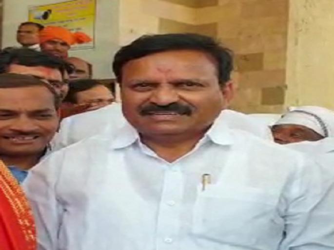 Lok Sabha Election 2019: ... the independent candidate withdrew the candidature but exposed Shiv Sena candidate! | Lok Sabha Election 2019: ...अन् अपक्ष उमेदवारानं माघार घेताना शिवसेना उमेदवाराचं बिंग फोडलं! Lok Sabha Election 2019: ... the independent candidate withdrew the candidature but exposed Shiv Sena candidate! | Lok Sabha Election 2019: ...अन् अपक्ष उमेदवारानं माघार घेताना शिवसेना उमेदवाराचं बिंग फोडलं!