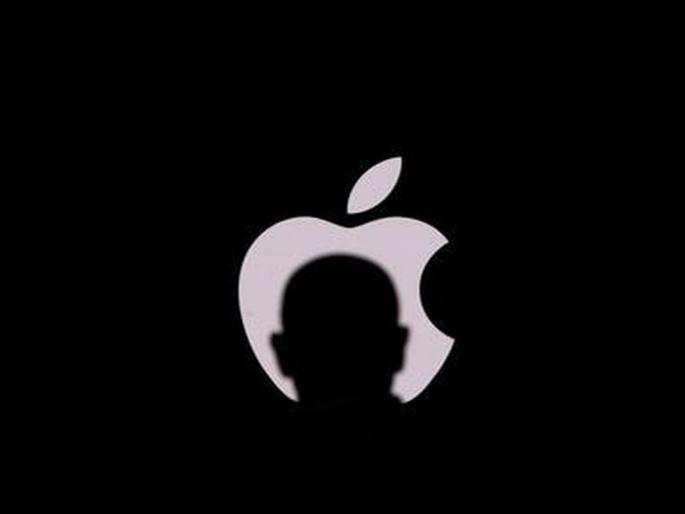 Apple's website hangs, crash before iPhone 14 series goes on sale; Customers are upset | iPhone 14 सिरीजच्या विक्रीआधीच अॅपलची वेबसाईट हँग झाली; ग्राहक वैतागले Apple's website hangs, crash before iPhone 14 series goes on sale; Customers are upset | iPhone 14 सिरीजच्या विक्रीआधीच अॅपलची वेबसाईट हँग झाली; ग्राहक वैतागले