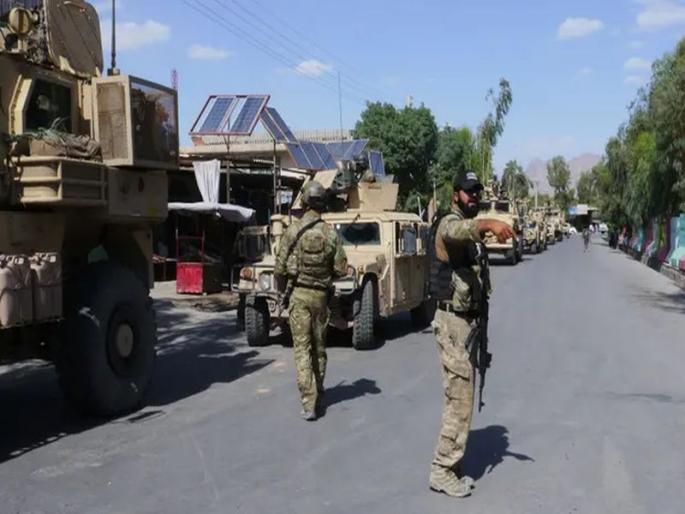 At Least 20 Killed In Taliban Ambush Of Afghan Police Convoy | अफगाणिस्तानमध्ये पोलिसांच्या ताफ्यावर दहशतवादी हल्ला, 20 जणांचा मृत्यू At Least 20 Killed In Taliban Ambush Of Afghan Police Convoy | अफगाणिस्तानमध्ये पोलिसांच्या ताफ्यावर दहशतवादी हल्ला, 20 जणांचा मृत्यू