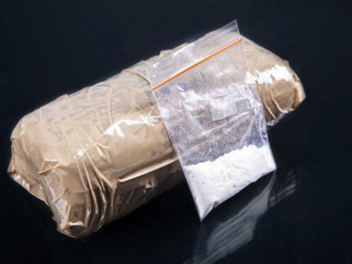Opium worth 1 crore seized in Pune A person who came from Rajasthan for sale was arrested | पुण्यात तब्बल १ कोटींचे अफिम जप्त; राजस्थानातून विक्रीसाठी आलेल्या एकाला अटक Opium worth 1 crore seized in Pune A person who came from Rajasthan for sale was arrested | पुण्यात तब्बल १ कोटींचे अफिम जप्त; राजस्थानातून विक्रीसाठी आलेल्या एकाला अटक