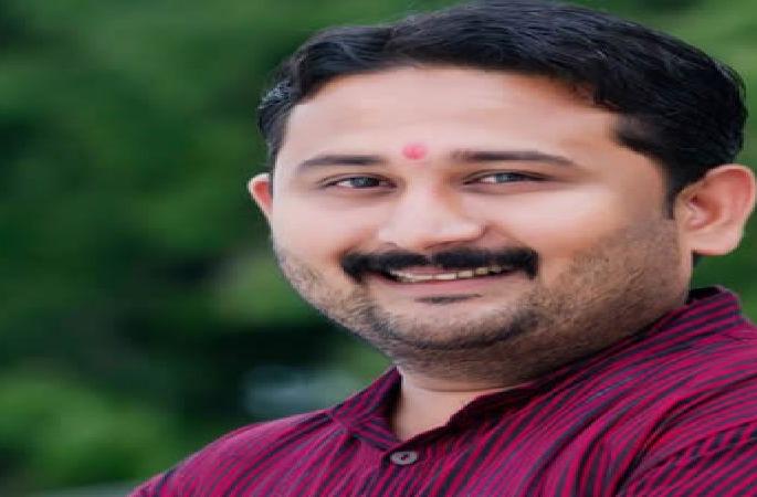District Collector responsible for corona eruption in Buldana district: MLA Phundkar's allegation | बुलडाणा जिल्ह्यात कोरोनाच्या उद्रेकाला जिल्हाधिकारीच जबाबदार : आमदार फुंडकर यांचा आरोप District Collector responsible for corona eruption in Buldana district: MLA Phundkar's allegation | बुलडाणा जिल्ह्यात कोरोनाच्या उद्रेकाला जिल्हाधिकारीच जबाबदार : आमदार फुंडकर यांचा आरोप