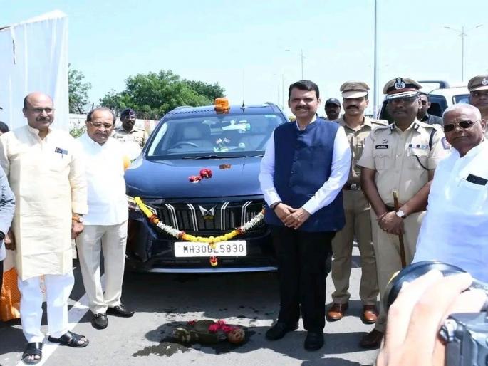 Police work will be luxurious with nine vehicles worth 2.5 crores; Inauguration by DCM Fadnavis, Guardian Minister Vikhe Patal | अडीच कोटींच्या नऊ वाहनांनी पोलिसांचे काम होणार आलिशान; DCM फडणवीस, पालकमंत्री विखे पाटलांकडून लोकार्पण Police work will be luxurious with nine vehicles worth 2.5 crores; Inauguration by DCM Fadnavis, Guardian Minister Vikhe Patal | अडीच कोटींच्या नऊ वाहनांनी पोलिसांचे काम होणार आलिशान; DCM फडणवीस, पालकमंत्री विखे पाटलांकडून लोकार्पण
