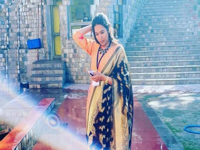 After failing UPSC 4 times, Nupur Goyal fulfilled his dream of becoming an IAS officer by working in IB   | IAS Success Story: भारीच! UPSC मध्ये 4 वेळा नापास; नंतर IBमध्ये जॉब करत दिला पेपर अन् बनली IAS ऑफिसर After failing UPSC 4 times, Nupur Goyal fulfilled his dream of becoming an IAS officer by working in IB   | IAS Success Story: भारीच! UPSC मध्ये 4 वेळा नापास; नंतर IBमध्ये जॉब करत दिला पेपर अन् बनली IAS ऑफिसर