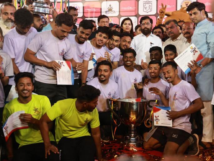 many as 1300 winners in 16 sports categories were honored by chief minister eknath shinde in mp sports sangram | खासदार क्रिडासंग्राममध्ये १६ क्रिडा प्रकारात तब्बल १३०० विजेत्यांना मुख्यमंत्री एकनाथ शिंदेंनी केले सन्मानित many as 1300 winners in 16 sports categories were honored by chief minister eknath shinde in mp sports sangram | खासदार क्रिडासंग्राममध्ये १६ क्रिडा प्रकारात तब्बल १३०० विजेत्यांना मुख्यमंत्री एकनाथ शिंदेंनी केले सन्मानित