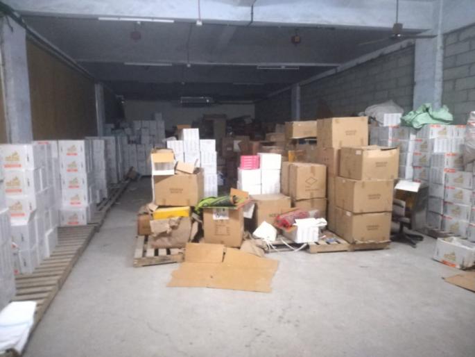 9 crore 36 lakh stocks of nicotine-containing hookah flavors seized from Bhiwandi | भिवंडीतून निकोटीनयुक्त हुक्का फ्लेवरचा ९ कोटी ३६ लाखांचा साठा जप्त