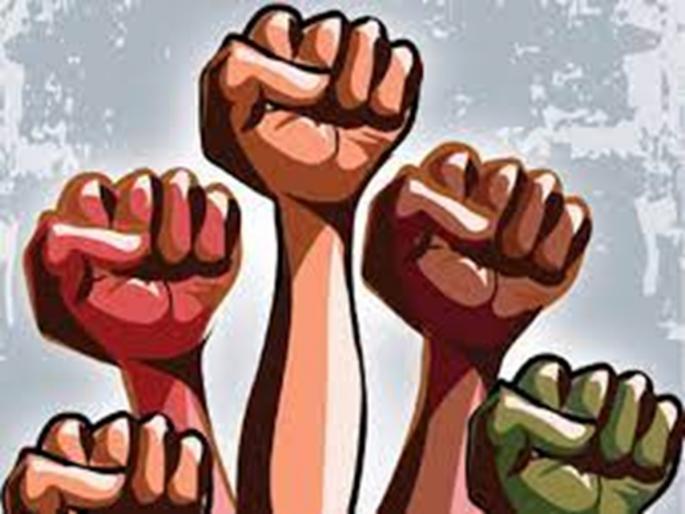 KDMC action on stalls Movement of disabled and leather stall holders in protest | केडीएमसीची टपऱ्या, स्टॉल्सवर कारवाई; निषेधार्थ दिव्यांग आणि चर्मकार स्टॉल्सधारकांचे आंदोलन KDMC action on stalls Movement of disabled and leather stall holders in protest | केडीएमसीची टपऱ्या, स्टॉल्सवर कारवाई; निषेधार्थ दिव्यांग आणि चर्मकार स्टॉल्सधारकांचे आंदोलन