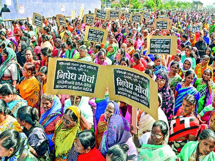 Prime Minister's residence, hospital privatization, and water scarcity | पंतप्रधान आवास, रुग्णालय खासगीकरण, पाणीटंचाईविरोधात नागरिकांचा हल्लाबोल Prime Minister's residence, hospital privatization, and water scarcity | पंतप्रधान आवास, रुग्णालय खासगीकरण, पाणीटंचाईविरोधात नागरिकांचा हल्लाबोल