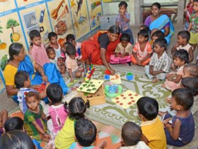 1450 Anganwadis in Kolhapur district have no building | कोल्हापूर जिल्ह्यातील १४५० अंगणवाड्यांना इमारतच नाही, अंगणवाडीची वेळ वाढण्याची शक्यता 1450 Anganwadis in Kolhapur district have no building | कोल्हापूर जिल्ह्यातील १४५० अंगणवाड्यांना इमारतच नाही, अंगणवाडीची वेळ वाढण्याची शक्यता