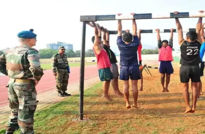 Flames of Agneepath on the threshold of Maharashtra? Symbolic appeal to gather on 20th and 22nd June | अग्निपथच्या ज्वाळा महाराष्ट्राच्या उंबरठ्यावर? २० आणि २२ जूनला गोळा होण्याचे सांकेतिक आवाहन