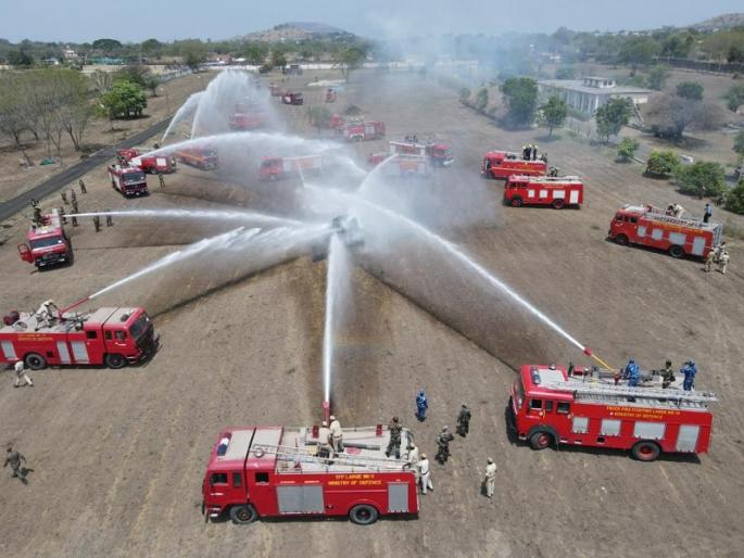 Agni Daman-23 Combined exercise of Civil-Military systems on fire fighting under fire | Pune | अग्नी दमन-२३ अंतर्गत अग्निशमनाबाबत नागरी-लष्करी यंत्रणांचा एकत्रित सराव Agni Daman-23 Combined exercise of Civil-Military systems on fire fighting under fire | Pune | अग्नी दमन-२३ अंतर्गत अग्निशमनाबाबत नागरी-लष्करी यंत्रणांचा एकत्रित सराव